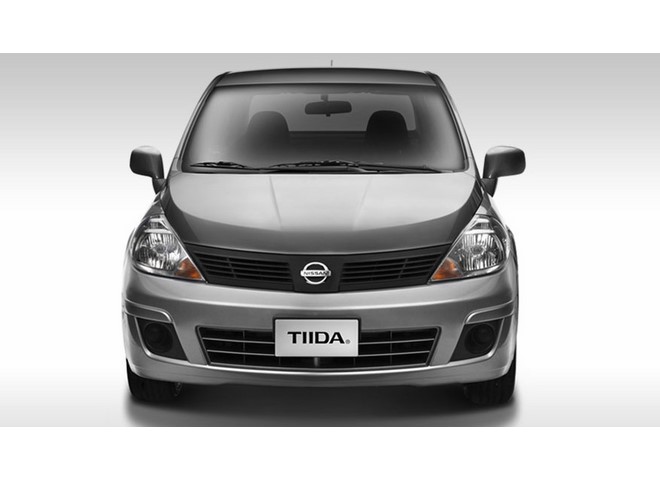 Libro Azul Nissan Tiida 2017