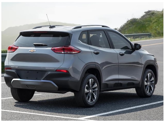 Libro Azul Chevrolet Tracker 2023