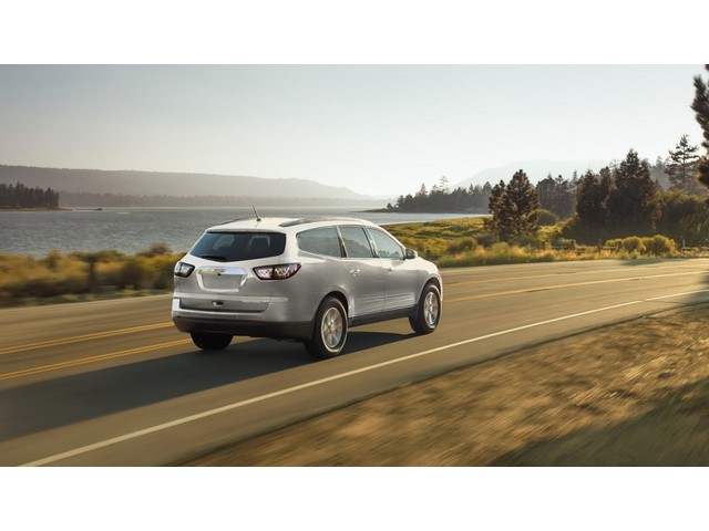 Libro Azul Chevrolet Traverse 2017
