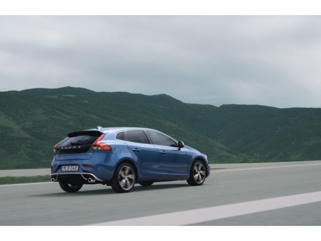 Libro Azul Volvo V40 2017