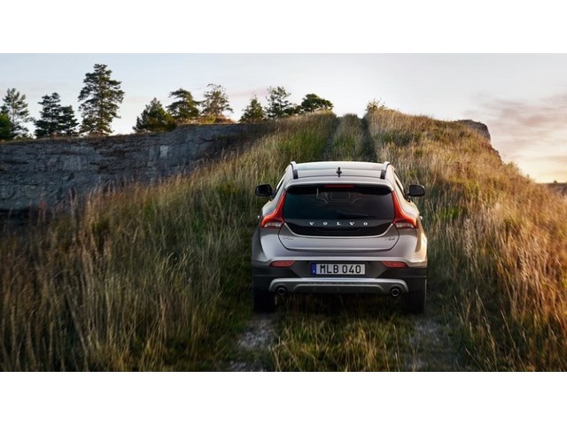 Libro Azul Volvo V40 2017