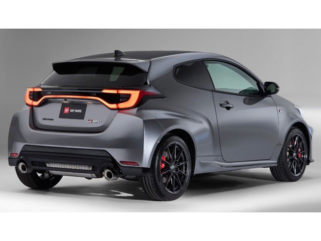 Libro Azul Toyota Yaris 2026