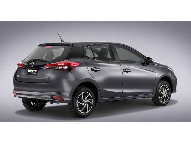 Libro Azul Toyota Yaris 2023