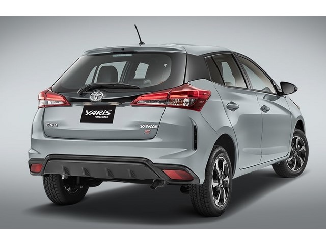 Libro Azul Toyota Yaris 2025