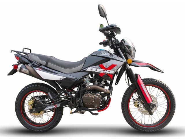 Libro Azul UM MOTOS DSRX 2025